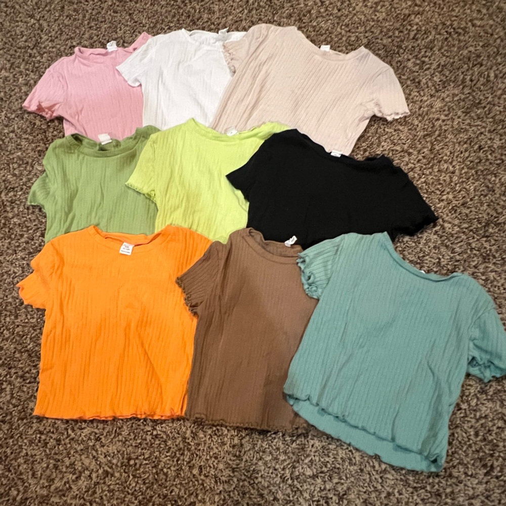 SHEIN Girls Rib-knit short sleeve crop top shirts
